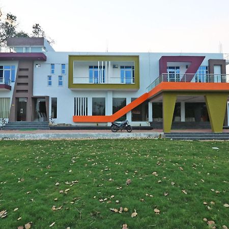 Hotel O Shri Shyam Lawn & Resort Sitapur  Bagian luar foto