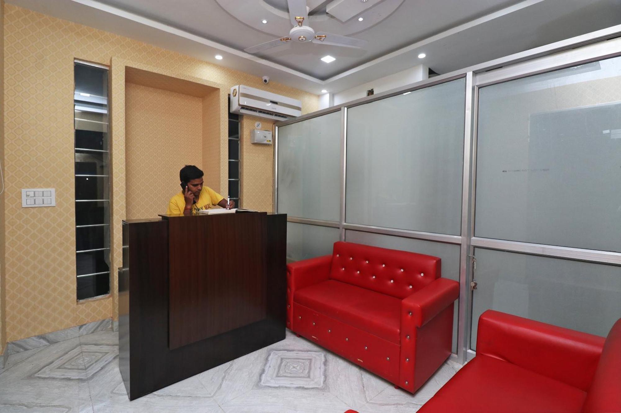 Hotel O Shri Shyam Lawn & Resort Sitapur  Bagian luar foto