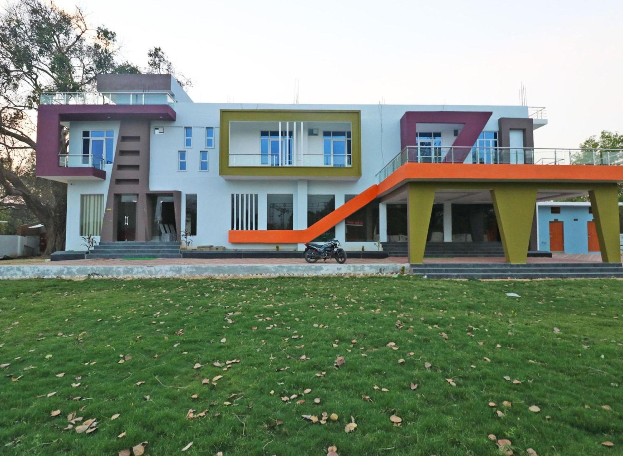 Hotel O Shri Shyam Lawn & Resort Sitapur  Bagian luar foto